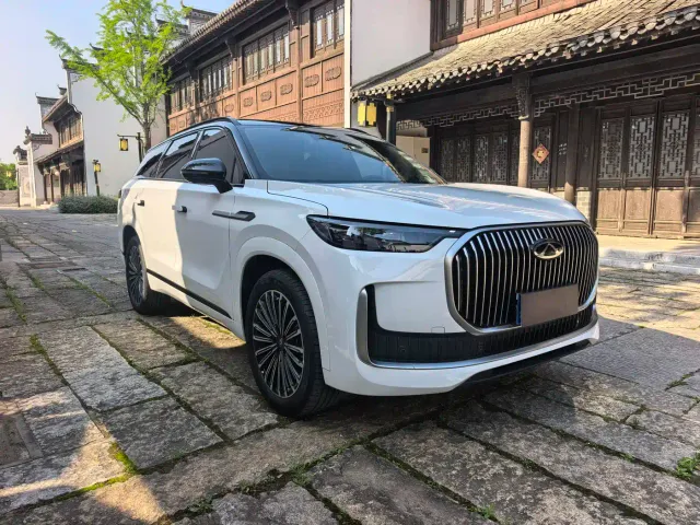 Chery Tiggo 9 — Фото автомобиля 3
