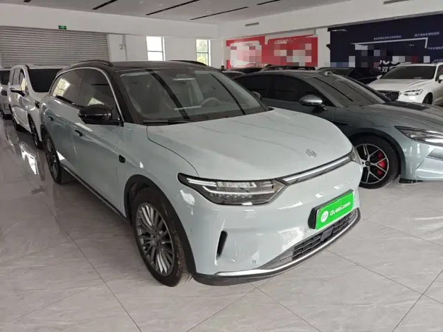 Leapmotor C11 — Фото автомобиля 3