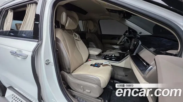 Kia Carnival 4th Gen — Фото автомобиля 29