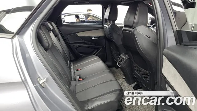 Peugeot 3008 — Фото автомобиля 12