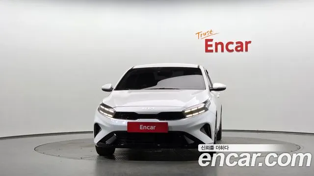 Kia K3 — Фото автомобиля 3