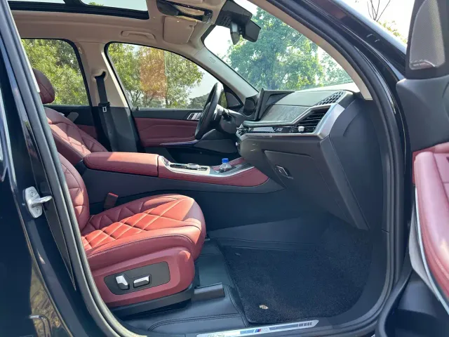 BMW X5 — Фото автомобиля 10
