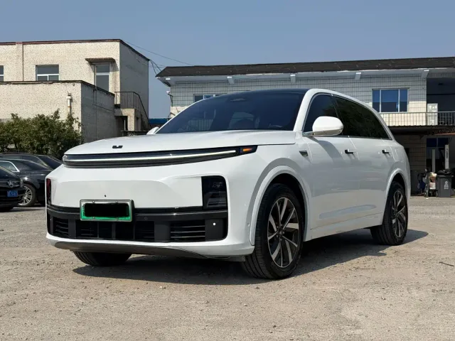 Фотография автомобиля — Li Auto L7