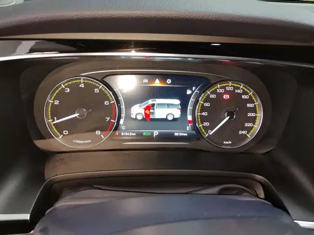 GAC Trumpchi M8 — Фото автомобиля 14