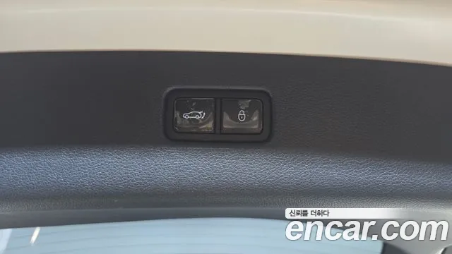 Genesis GV80 2.5T Бензин 2WD — Фото автомобиля 17
