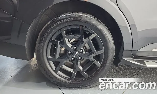 Kia Carnival 4th Gen — Фото автомобиля 5