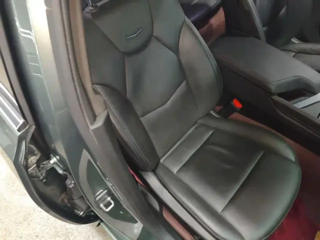 Cadillac CT5 — Фото автомобиля 24