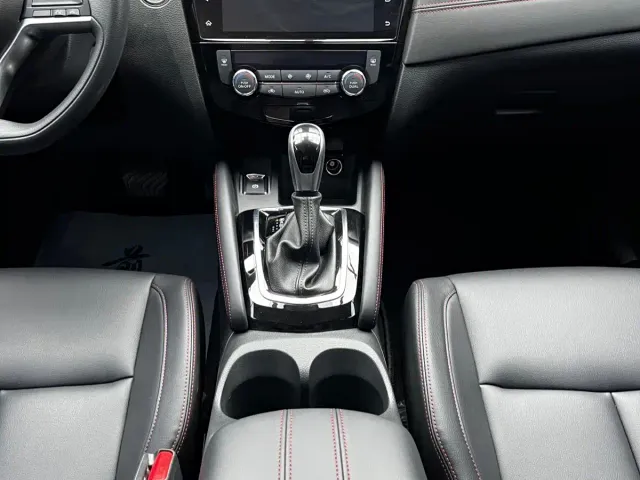 Nissan Qashqai — Фото автомобиля 11
