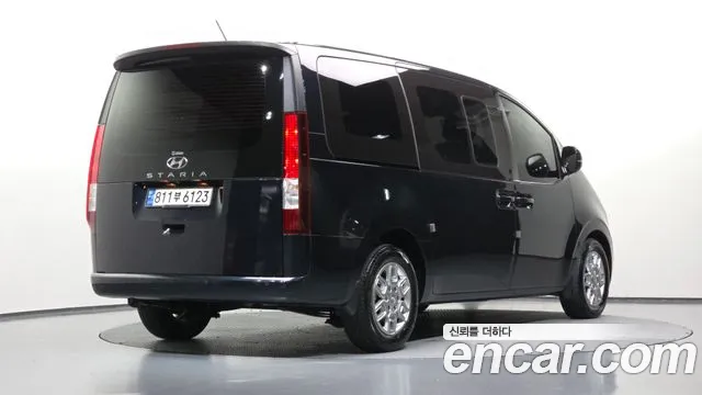 Hyundai Staria — Фото автомобиля 2