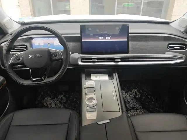 BAIC BJ30 — Фото автомобиля 12