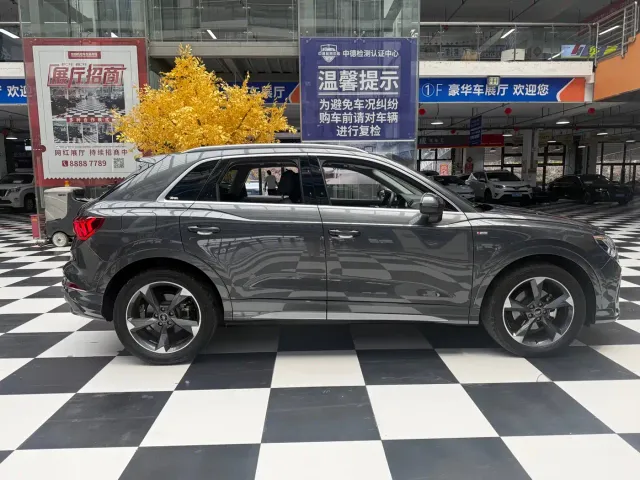 Audi Q3 — Фото автомобиля 4
