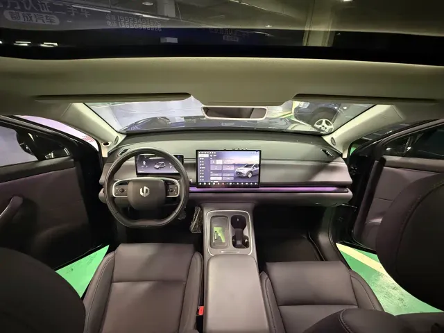Leapmotor C10 — Фото автомобиля 7