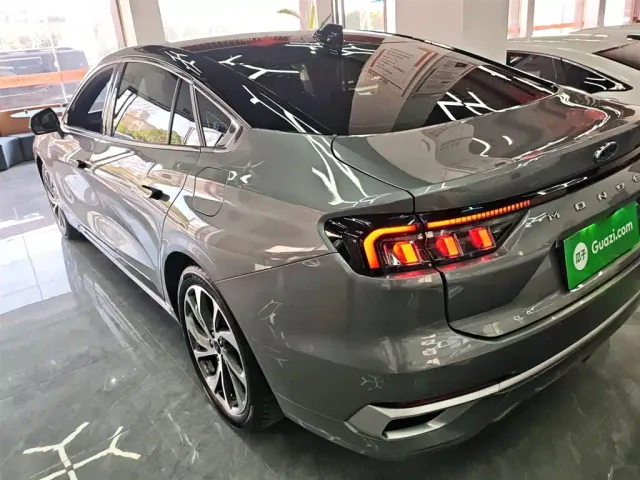 Ford Mondeo — Фото автомобиля 4