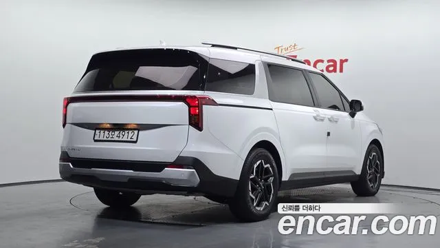 Kia Carnival 4th Gen — Фото автомобиля 2