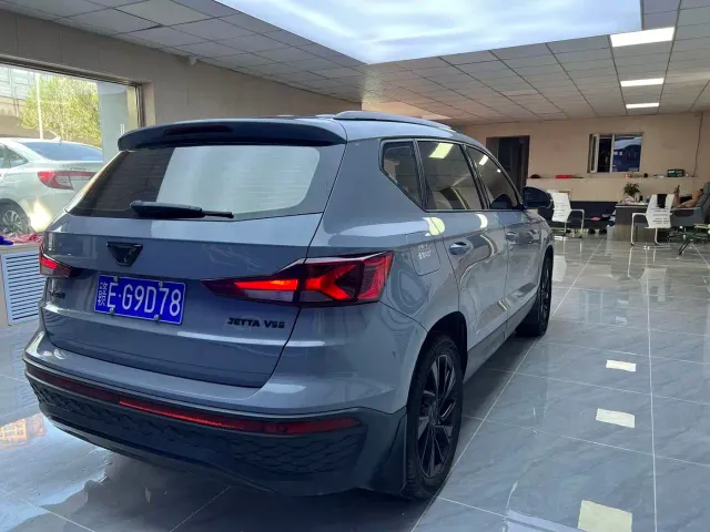 Jetta VS5 — Фото автомобиля 3