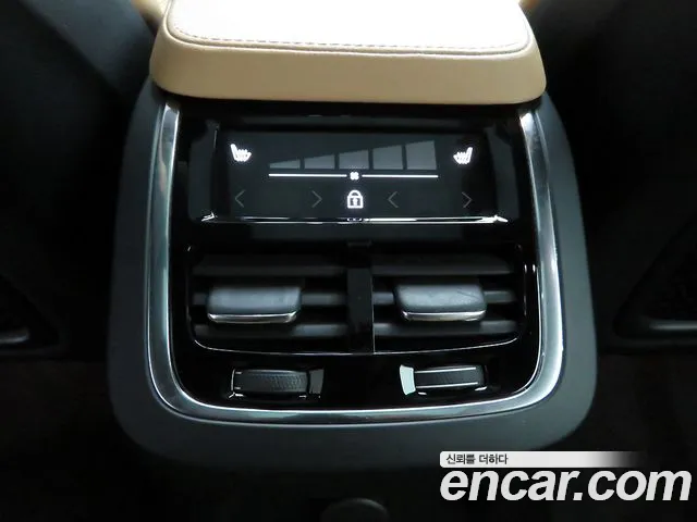 Volvo XC90 Generation 2 — Фото автомобиля 18
