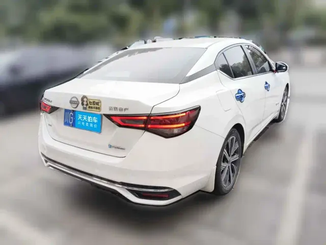 Nissan Sylphy — Фото автомобиля 2