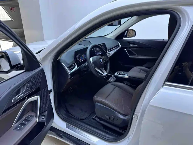 BMW X1 — Фото автомобиля 9
