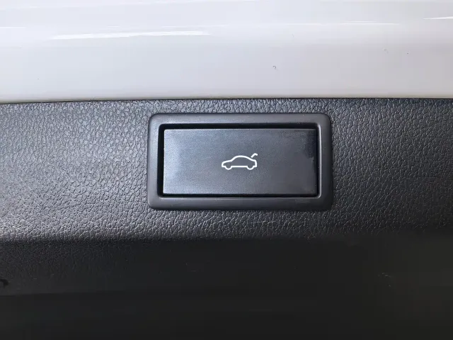 Skoda Karoq — Фото автомобиля 18