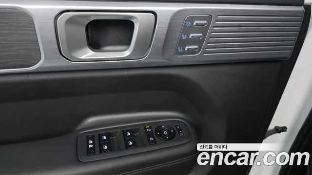 Hyundai Santa Fe — Фото автомобиля 17