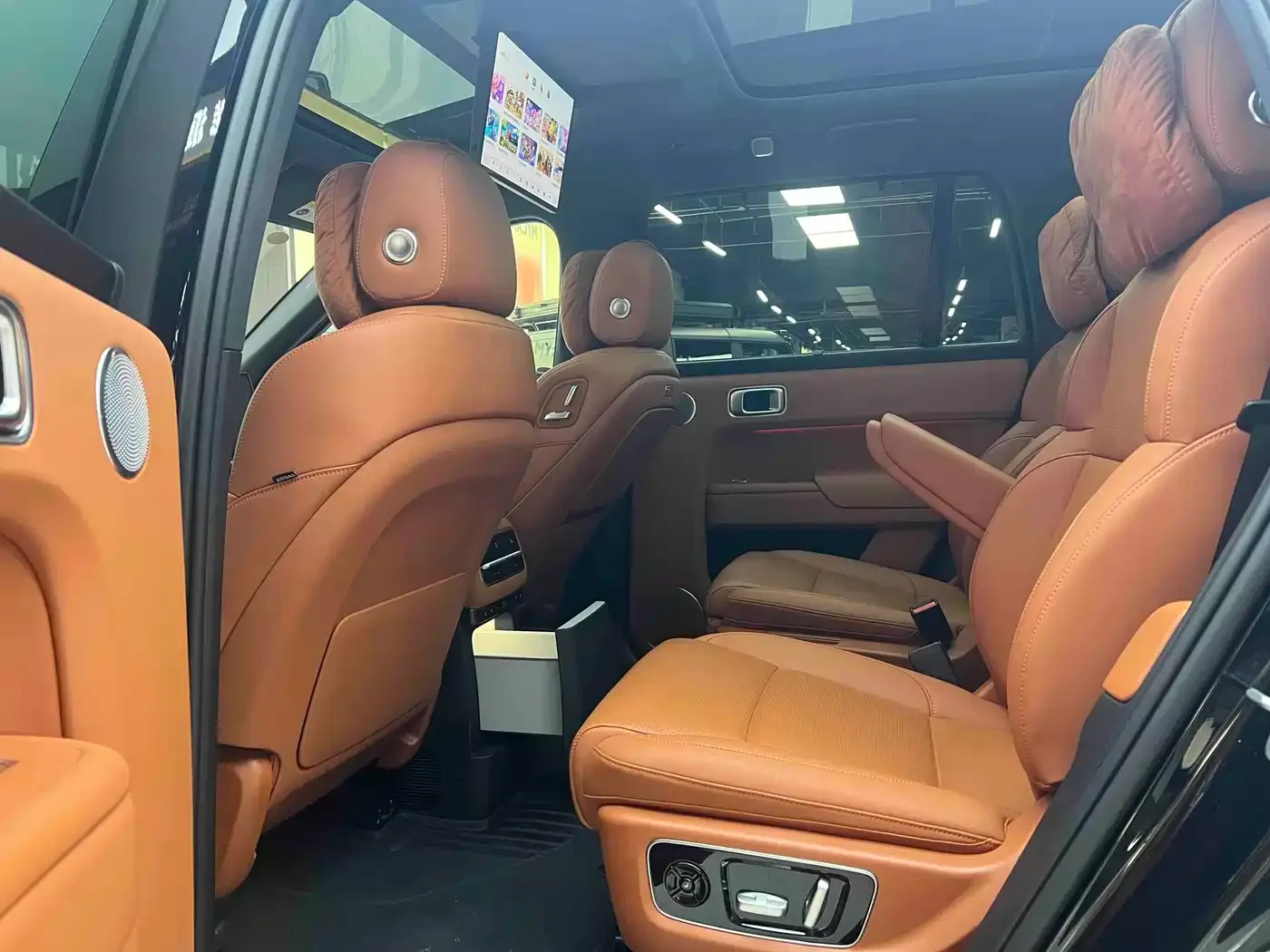 Li Auto Li Xiang L9 2022 Max — Фото автомобиля 6
