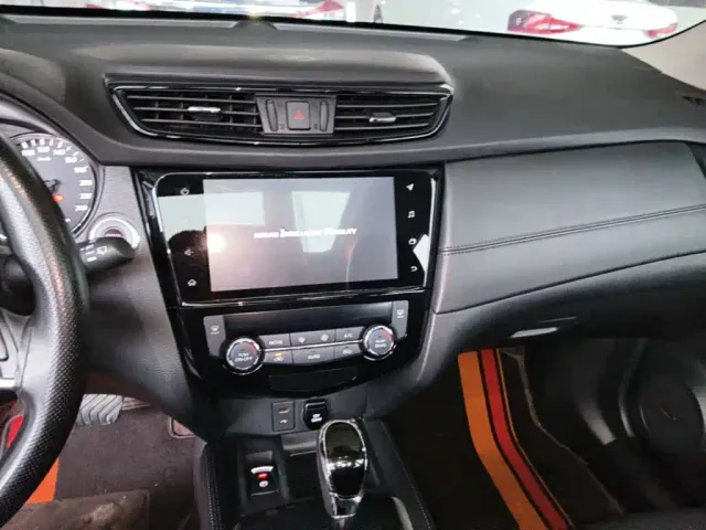 Nissan X-Trail — Фото автомобиля 12