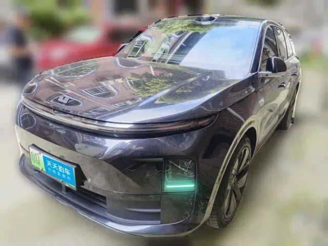 Фотография автомобиля — Li Auto L6
