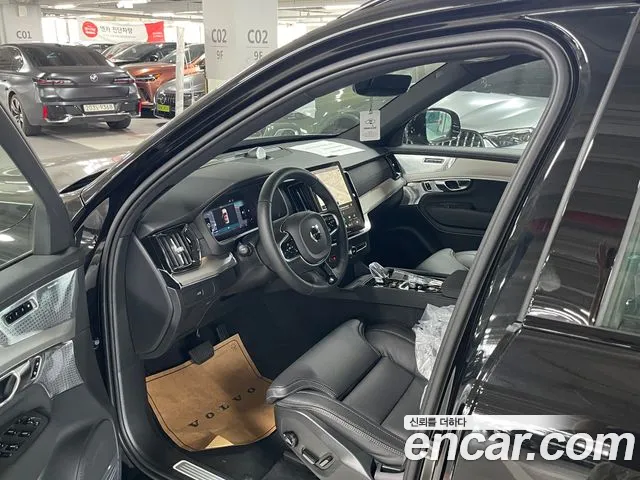 Volvo XC90 Generation 2 — Фото автомобиля 11