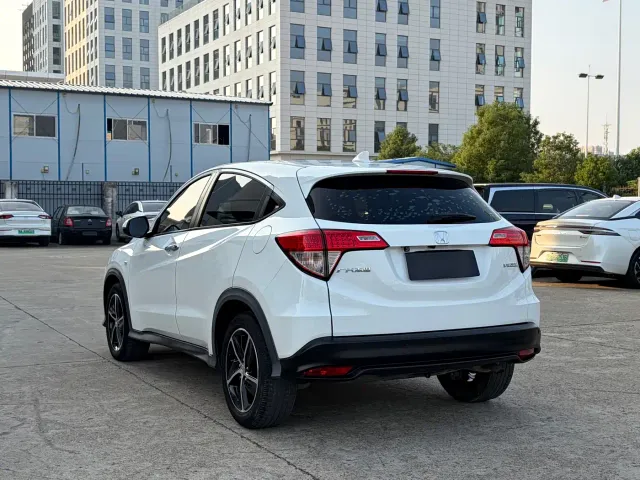 Honda Vezel — Фото автомобиля 7