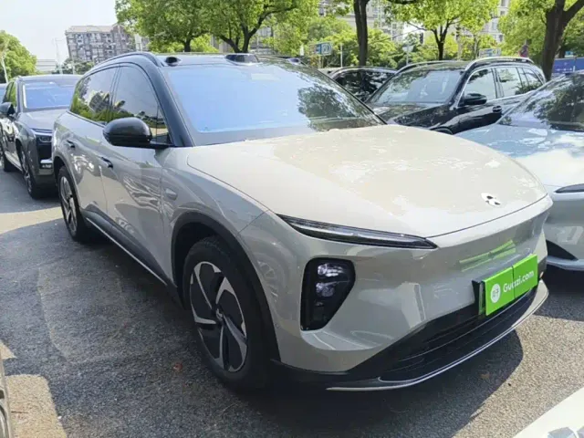 Nio ES6 — Фото автомобиля 21