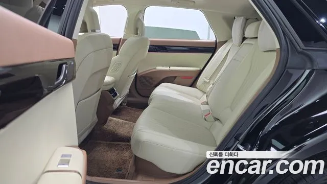 Hyundai Grandeur GN7 — Фото автомобиля 18