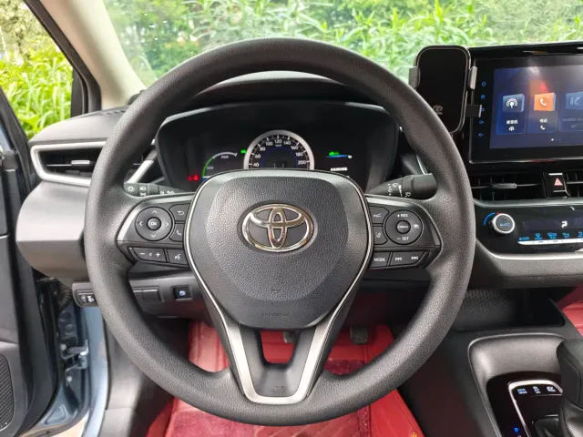 Toyota Corolla — Фото автомобиля 15
