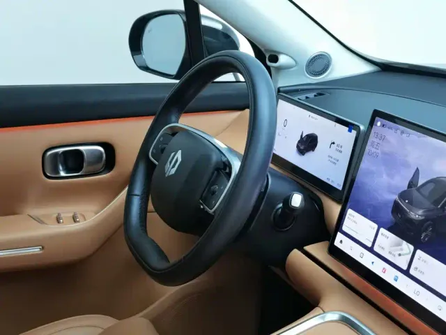 Leapmotor C16 — Фото автомобиля 22