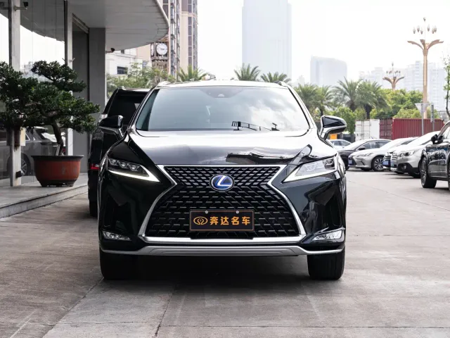 Lexus RX — Фото автомобиля 2
