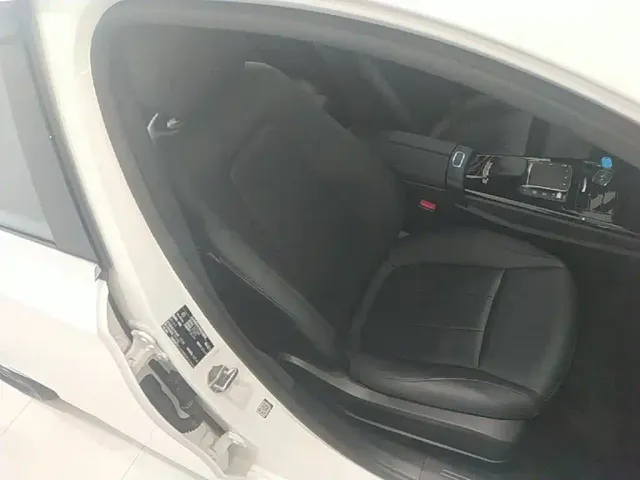 Mercedes-Benz A-Class — Фото автомобиля 24