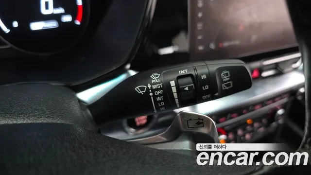 Kia Niro — Фото автомобиля 24