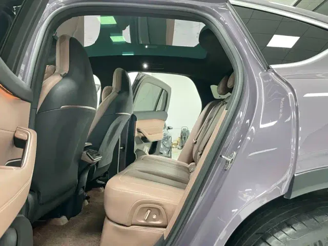 Nio EC6 — Фото автомобиля 9