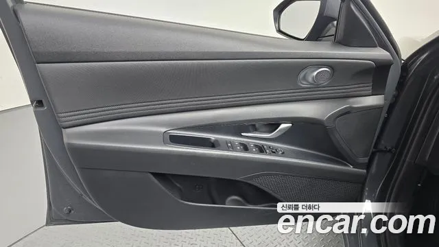Hyundai Avante CN7 — Фото автомобиля 13