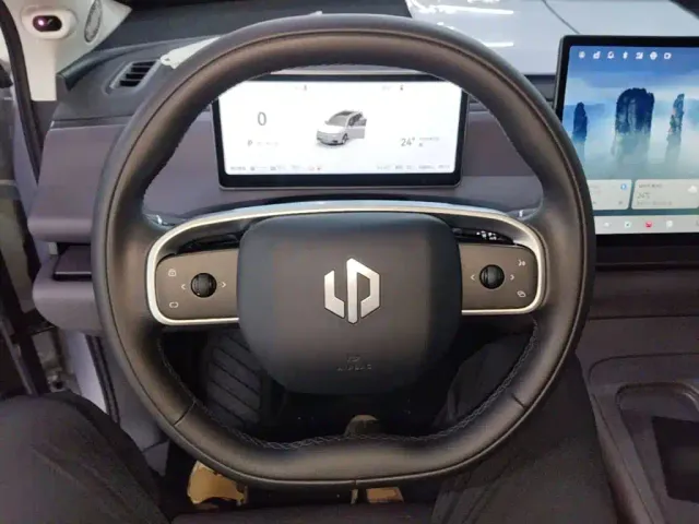 Leapmotor Leapmotor C16 2024 Extended Range 200 Premium Edition — Фото автомобиля 10