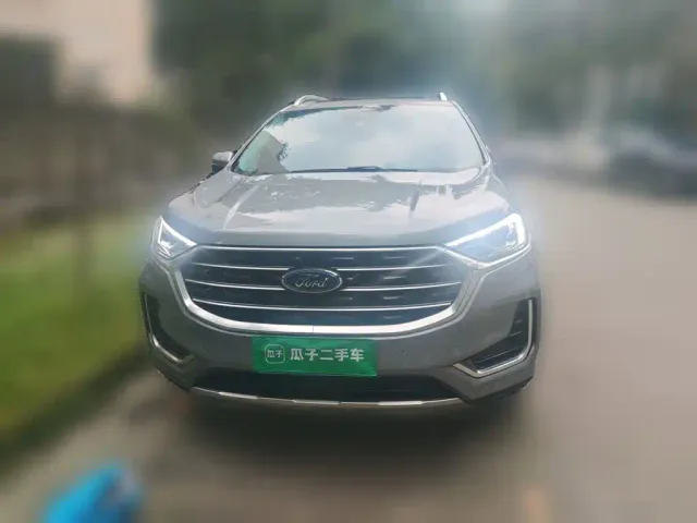 Ford Edge — Фото автомобиля 2