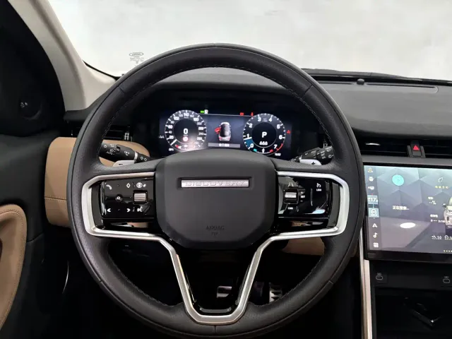 Land Rover Discovery Sport — Фото автомобиля 13