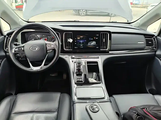 GAC Trumpchi M8 — Фото автомобиля 9