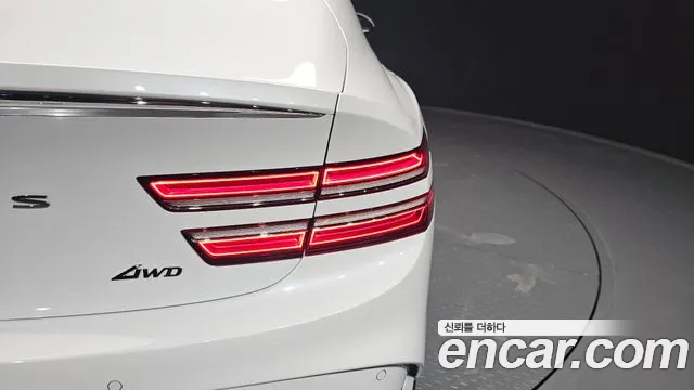 Genesis G80 Бензин 2.5 турбо AWD — Фото автомобиля 23