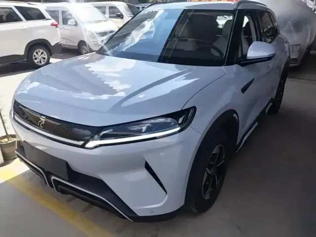 Фотография автомобиля — BYD Yuan UP