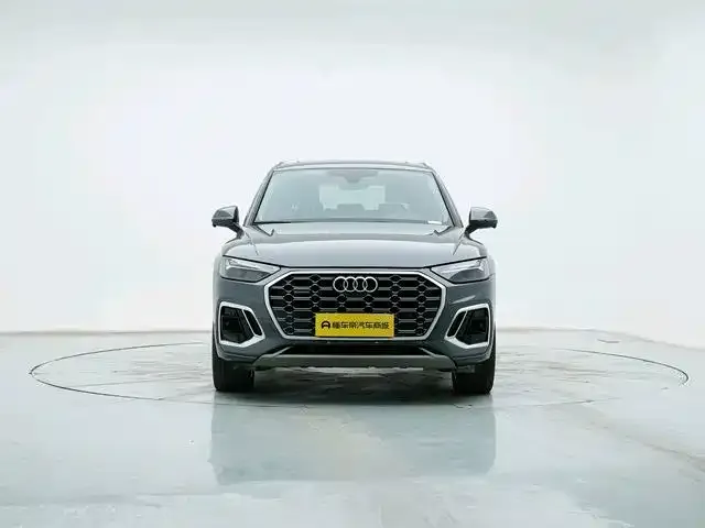 Audi Q5L — Фото автомобиля 4