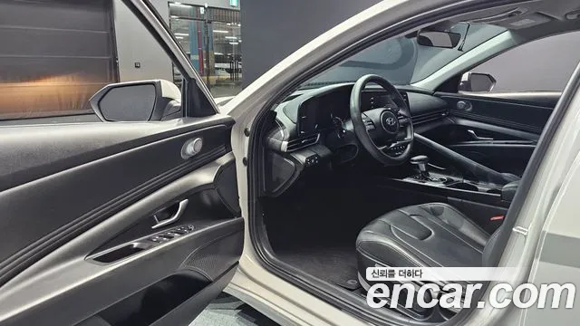 Hyundai Avante CN7 — Фото автомобиля 15