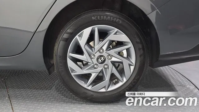 Hyundai Avante CN7 — Фото автомобиля 6