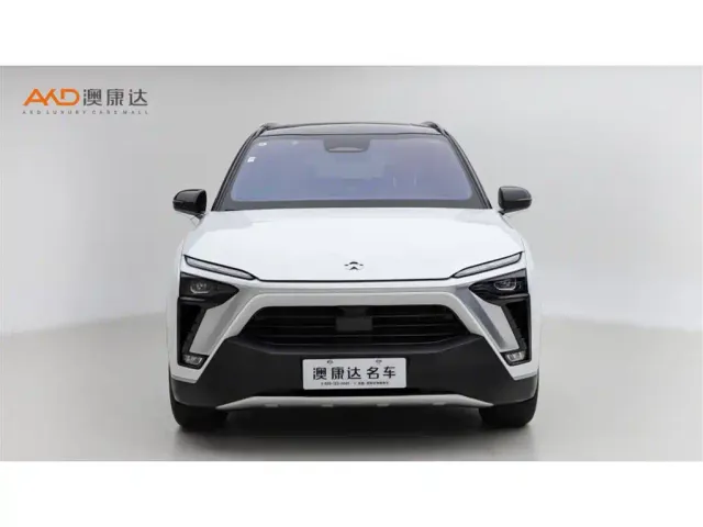 Nio ES8 — Фото автомобиля 2