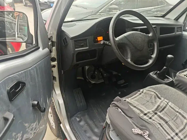 Wuling Zhiguang — Фото автомобиля 15
