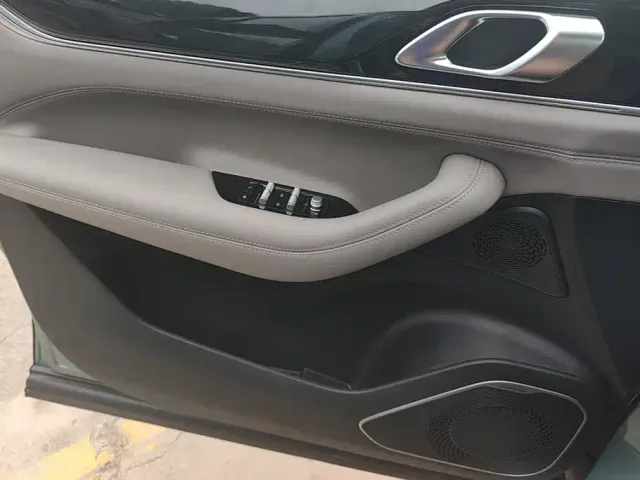 Geely Boyue L — Фото автомобиля 7
